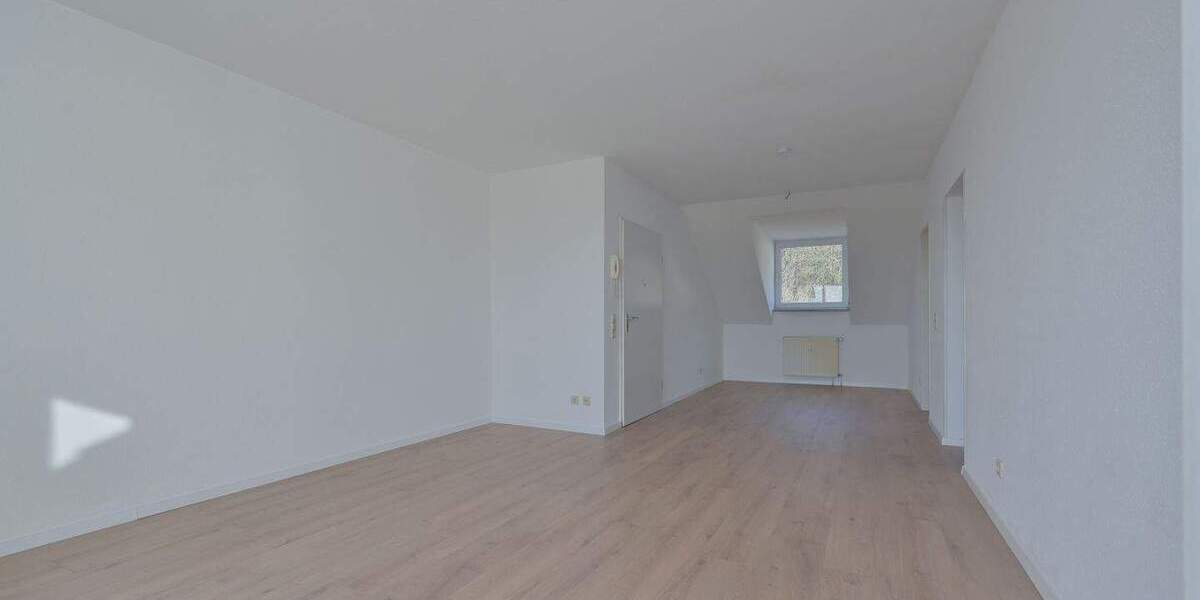 Etagenwohnung Hohenstein-Ernstthal Ernstthal - 2 Zimmer, 56 m&sup2;, 350&euro; | Angebot:25735291