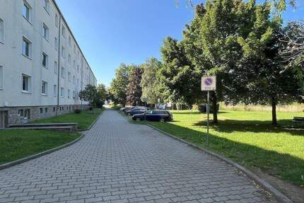 Wohnung Zwickau Pölbitz - 4 Zimmer, 65 m&sup2;, 381&euro; | Angebot:25700613