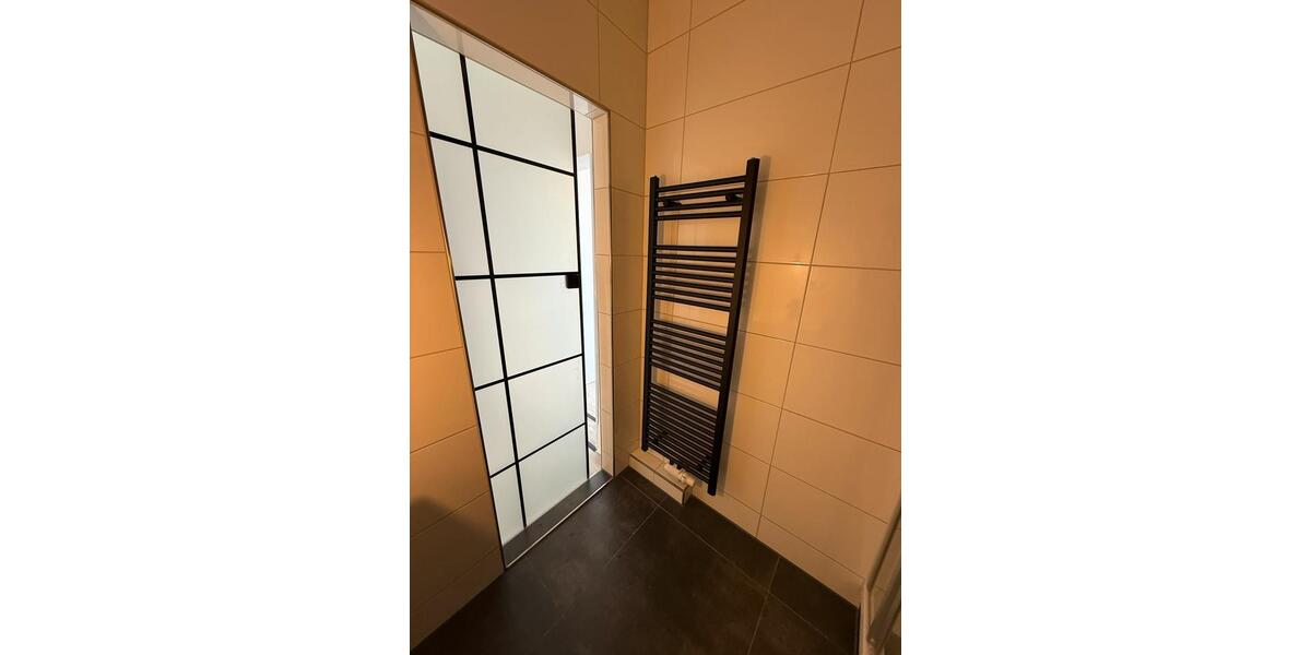 Etagenwohnung Zwönitz - 2.5 Zimmer, 56 m&sup2;, 392&euro; | Angebot:25779302