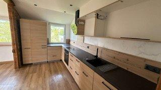 Dachgeschoßwohnung Ellefeld - 4 Zimmer, 95 m&sup2;, 665&euro; | Angebot:26682530