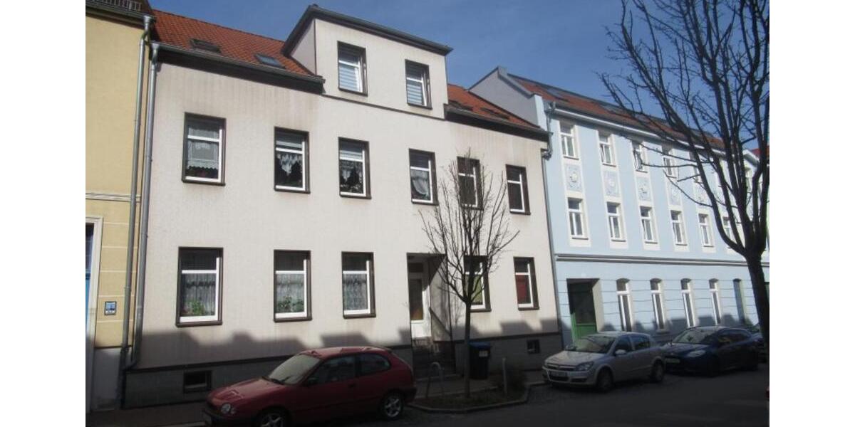 Dachgeschoßwohnung Zwickau - 3 Zimmer, 59 m&sup2;, 324&euro; | Angebot:18080247