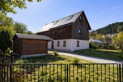 Haus Schwarzenberg - 4 Zimmer, 120 m&sup2;, 149.000&euro; | Angebot:25793861