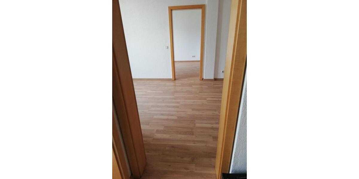 Dachgeschoßwohnung Thalheim/Erzgebirge Erzgebirge - 3 Zimmer, 66 m&sup2;, 360&euro; | Angebot:24786899