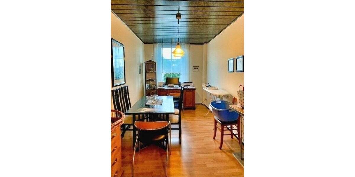 Reihenmittelhaus Treuen - 6 Zimmer, 125 m&sup2;, 135.000&euro; | Angebot:25662007