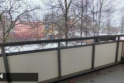 Wohnung Zwickau Neuplanitz - 3 Zimmer, 57 m&sup2;, 319&euro; | Angebot:25363731