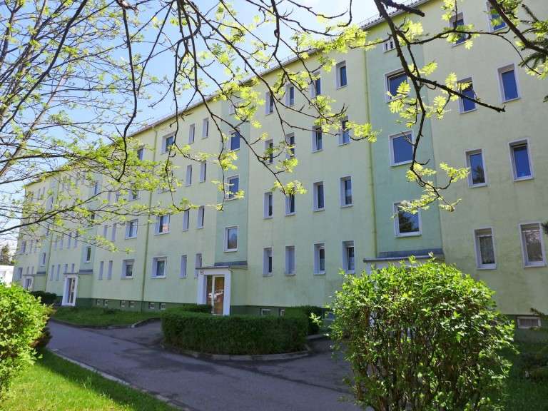 Etagenwohnung Limbach-Oberfrohna Oberfrohna - 3 Zimmer, 62 m&sup2;, 345&euro; | Angebot:24513804