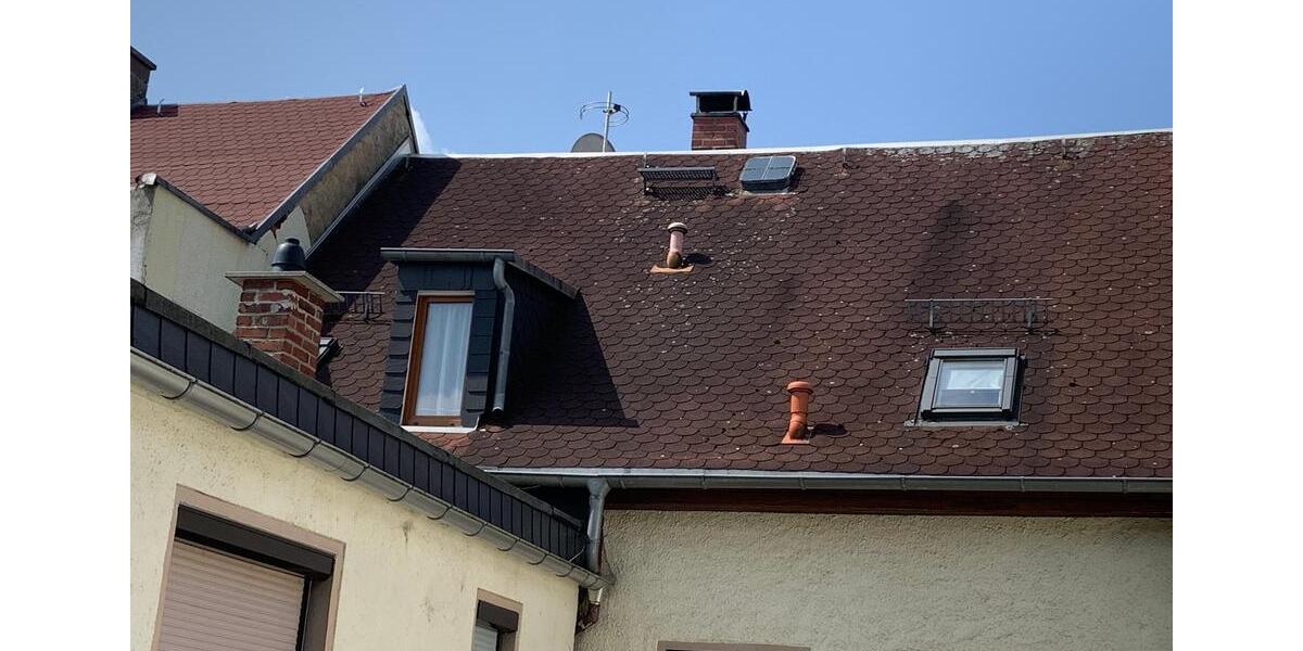 Reihenhaus Werdau - 9 Zimmer, 180 m&sup2;, 95.000&euro; | Angebot:25900449