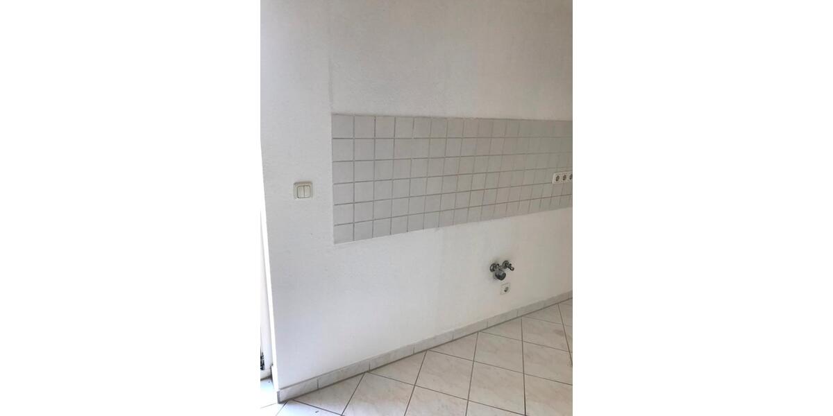 Etagenwohnung Zwickau - 2 Zimmer, 55 m&sup2;, 370&euro; | Angebot:24878691