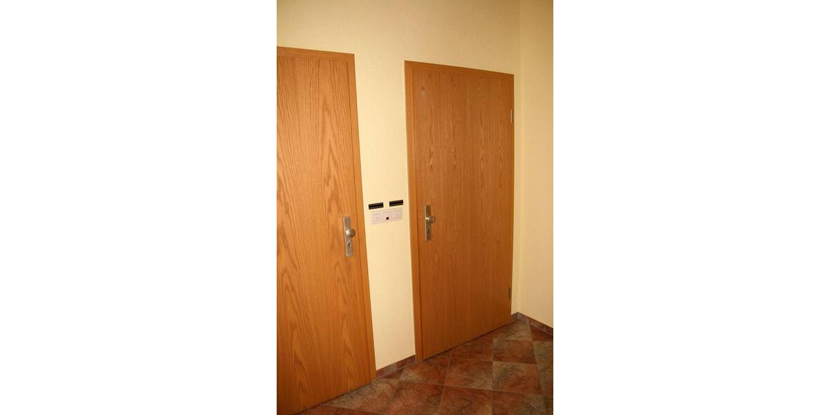 Etagenwohnung Gersdorf - 2 Zimmer, 57 m&sup2;, 300&euro; | Angebot:25349231