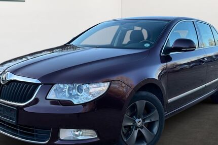 Skoda Superb 234.000 km 3.950 &euro; Neumark OT Schönbach 08496