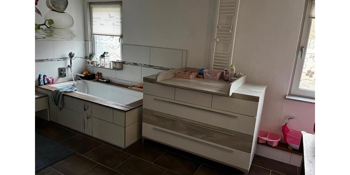 Bungalow Crimmitschau - 6 Zimmer, 170 m&sup2;, 240.000&euro; | Angebot:25231028