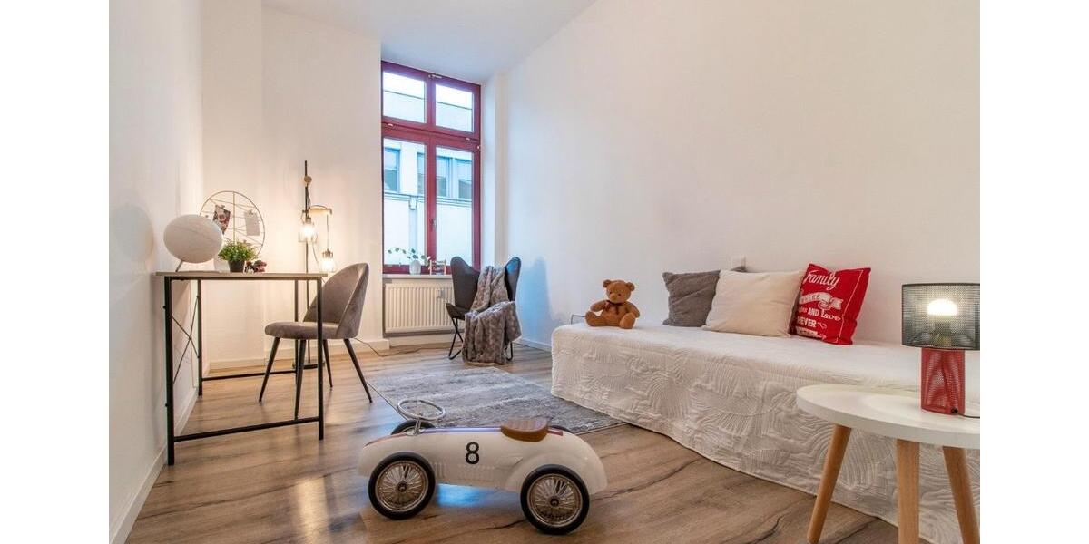 Etagenwohnung Zwickau - 4 Zimmer, 161 m&sup2;, 1.588&euro; | Angebot:24221393