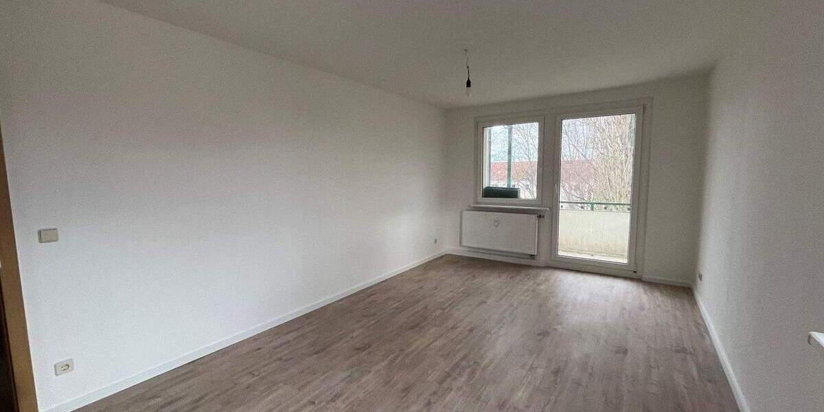 Etagenwohnung Zwickau Marienthal - 3 Zimmer, 60 m&sup2;, 349&euro; | Angebot:25740025