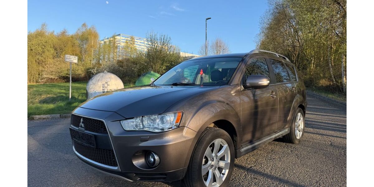Mitsubishi Outlander 224.445 km 4.990 &euro; Schwarzenberg 08340