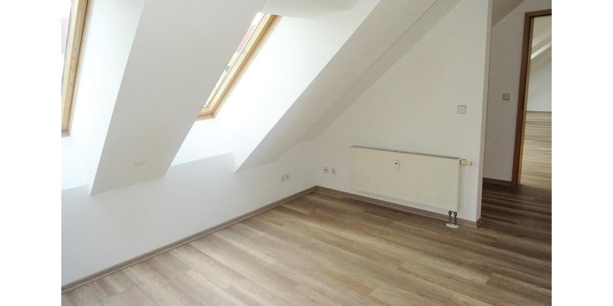 Etagenwohnung Werdau - 2 Zimmer, 55 m&sup2;, 320&euro; | Angebot:23404333