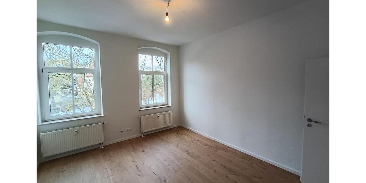 Etagenwohnung Reichenbach im Vogtland - 3 Zimmer, 67 m&sup2;, 400&euro; | Angebot:25217564