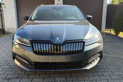 Skoda Superb 102.800 km 22.500 &euro; Meerane 08393