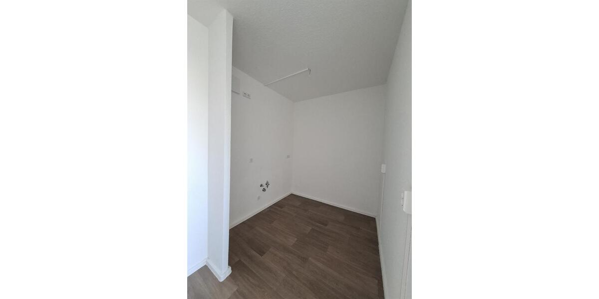 Etagenwohnung Glauchau - 3 Zimmer, 55 m&sup2;, 350&euro; | Angebot:25591471