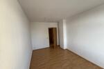 Etagenwohnung Reichenbach im Vogtland - 3 Zimmer, 57 m&sup2;, 285&euro; | Angebot:24836330