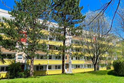 Wohnung Zwickau Eckersbach - 3 Zimmer, 71 m&sup2;, 412&euro; | Angebot:25676752