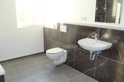 Wohnung Zwickau - 4 Zimmer, 120 m&sup2;, 700&euro; | Angebot:21447983