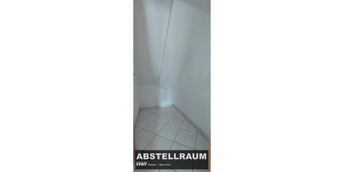 Dachgeschoßwohnung Zwickau - 4 Zimmer, 95 m&sup2;, 620&euro; | Angebot:25366588