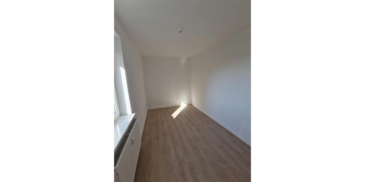 Etagenwohnung Greiz - 3 Zimmer, 70 m&sup2;, 480&euro; | Angebot:22709880