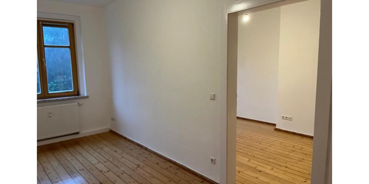 Etagenwohnung Reichenbach im Vogtland Obermylau - 2 Zimmer, 43 m&sup2;, 230&euro; | Angebot:25571041