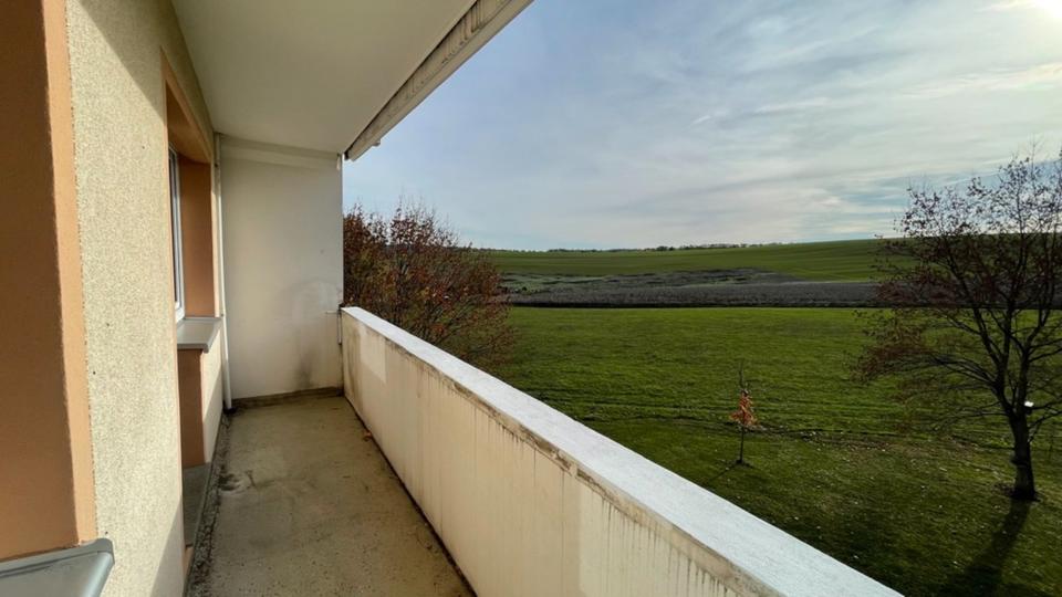 Etagenwohnung Mülsen - 3 Zimmer, 70 m&sup2;, 381&euro; | Angebot:17123626