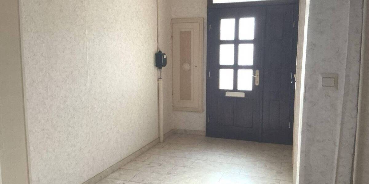 Reihenmittelhaus Falkenstein - 5 Zimmer, 125 m&sup2;, 60.000&euro; | Angebot:26451826