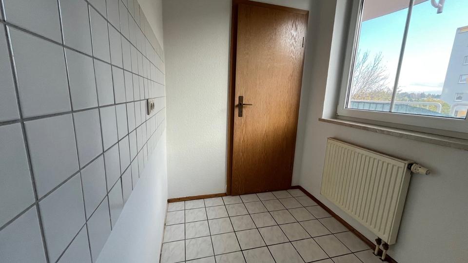 Etagenwohnung Werdau - 1 Zimmer, 39 m&sup2;, 235&euro; | Angebot:25220590