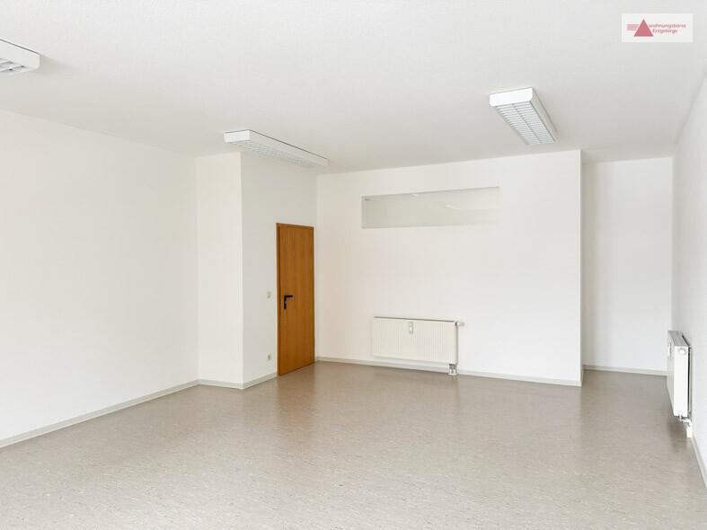 Gewerbeobjekt Kirchberg - 800&euro; | Angebot:25874845