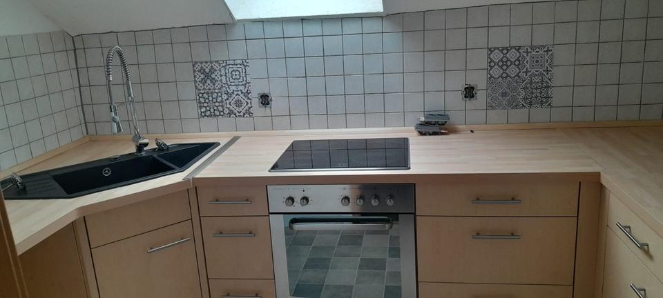 Dachgeschoßwohnung Eibenstock - 2 Zimmer, 42 m&sup2;, 212&euro; | Angebot:25510914