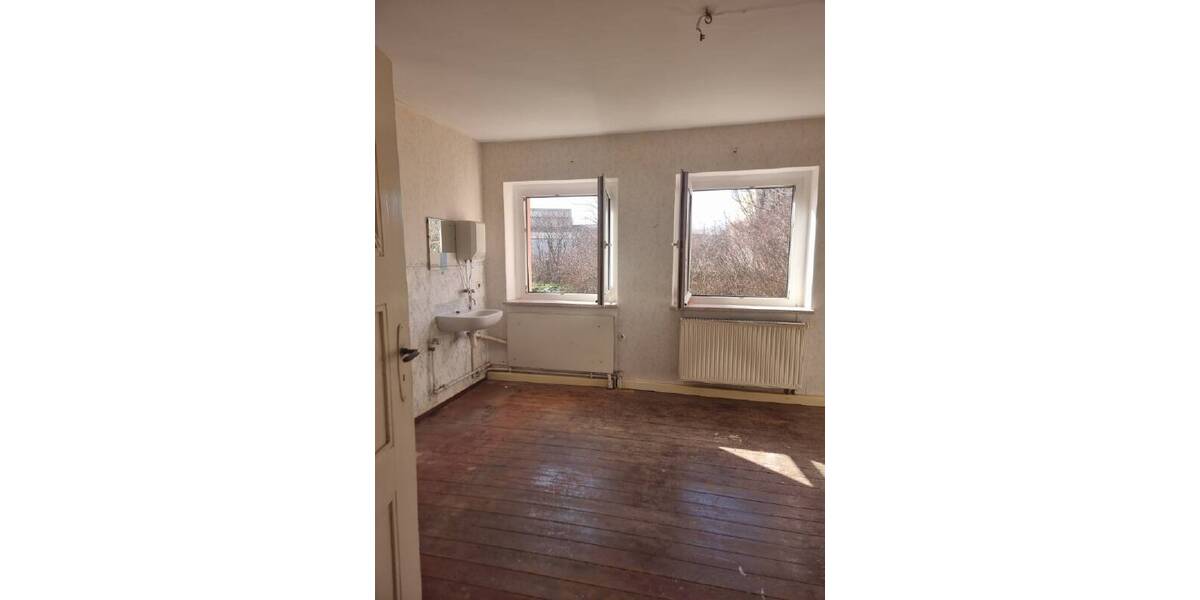 Einfamilienhaus Zwickau Weißenborn - 5 Zimmer, 107 m&sup2;, 125.000&euro; | Angebot:26643450