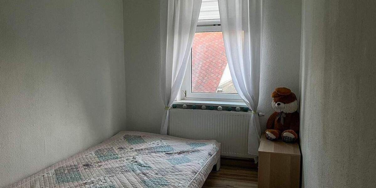 Mehrfamilienhaus, Wohnhaus Greiz - 1 Zimmer, 200 m&sup2;, 69.000&euro; | Angebot:25695884