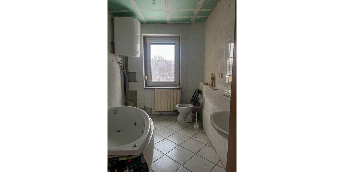 Mehrfamilienhaus, Wohnhaus Stollberg/Erzgeb. Stollberg - 1 Zimmer, 260 m&sup2;, 89.000&euro; | Angebot:25695872