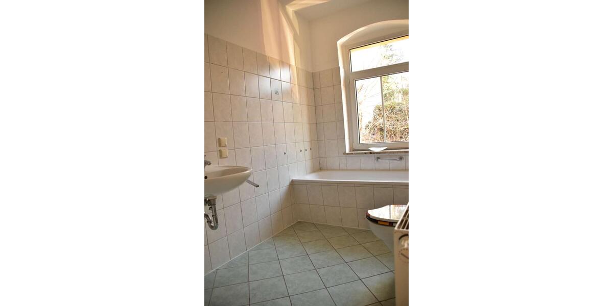 Etagenwohnung Zwickau Neuplanitz - 3 Zimmer, 78 m&sup2;, 510&euro; | Angebot:18860870