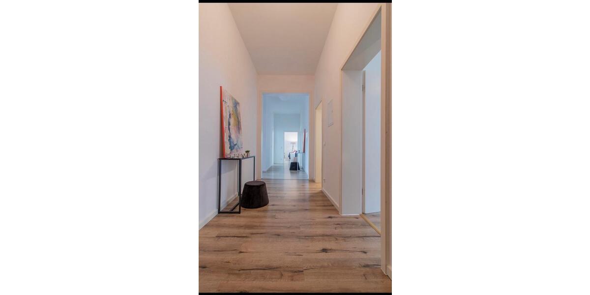 Etagenwohnung Zwickau - 4 Zimmer, 161 m&sup2;, 1.588&euro; | Angebot:24221393