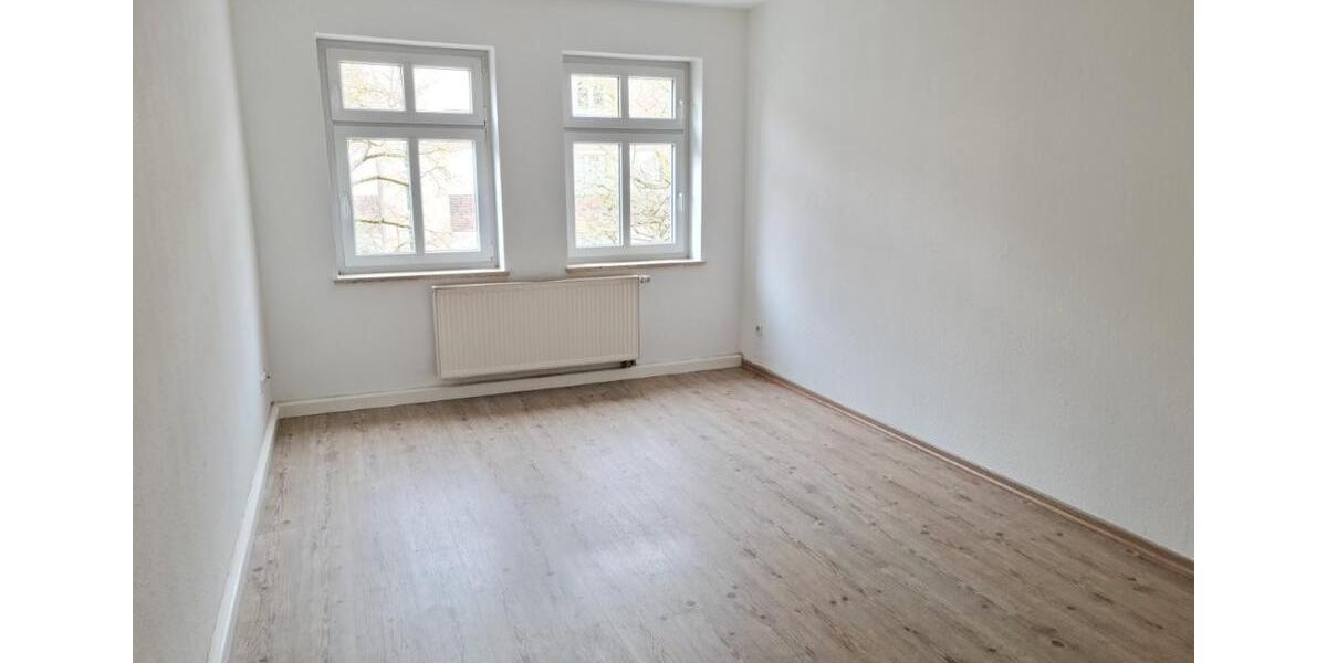 Etagenwohnung Zwickau Zwickau-Nord - 2 Zimmer, 64 m&sup2;, 360&euro; | Angebot:26069200