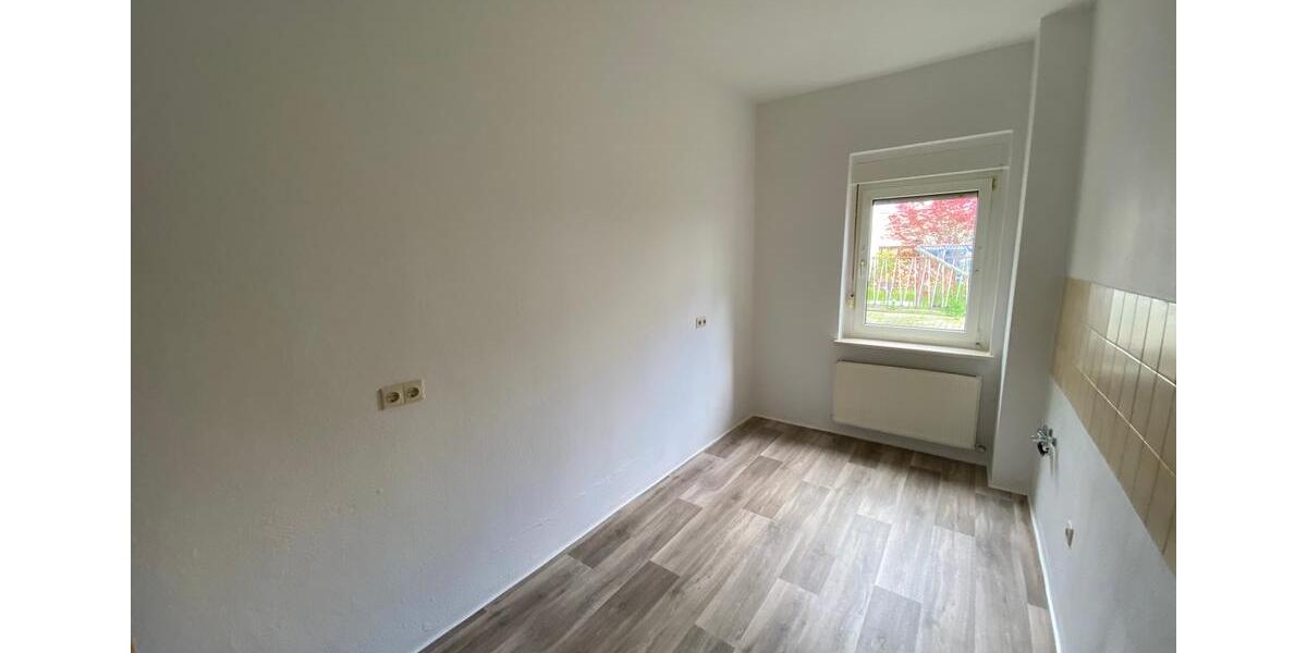 Etagenwohnung Greiz - 3 Zimmer, 86 m&sup2;, 430&euro; | Angebot:25550351