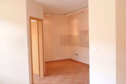 Wohnung Zwickau Marienthal Ost - 2 Zimmer, 44 m&sup2;, 250&euro; | Angebot:25118237