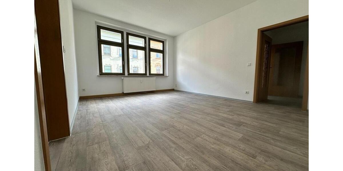 Etagenwohnung Meerane - 2 Zimmer, 58 m&sup2;, 320&euro; | Angebot:25968321