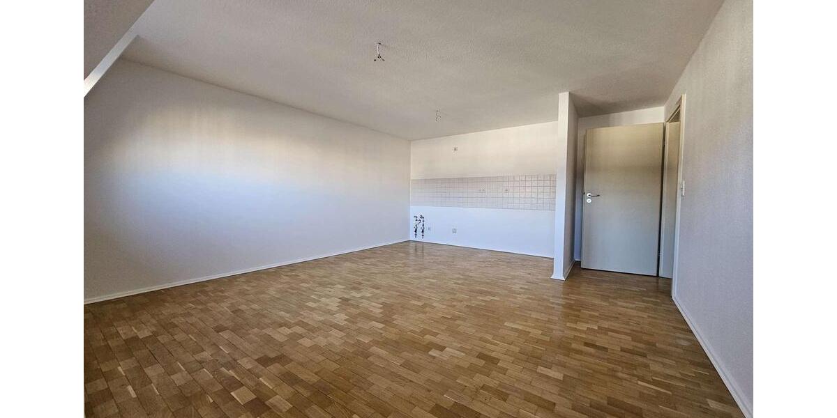 Etagenwohnung Zwickau - 2 Zimmer, 52 m&sup2;, 317&euro; | Angebot:25366564