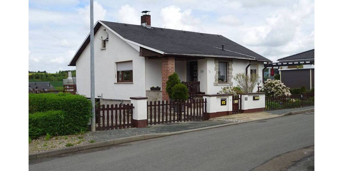 Einfamilienhaus Treuen - 4 Zimmer, 118 m&sup2;, 179.000&euro; | Angebot:26797928
