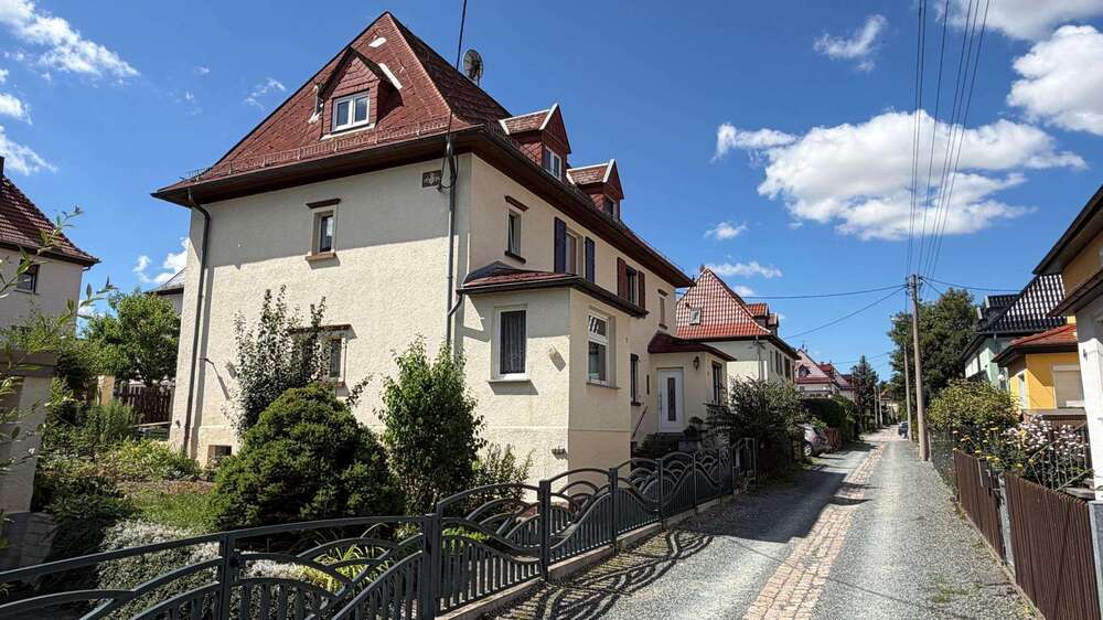 Einfamilienhaus Crimmitschau - 6 Zimmer, 105 m&sup2;, 82.300&euro; | Angebot:27101966