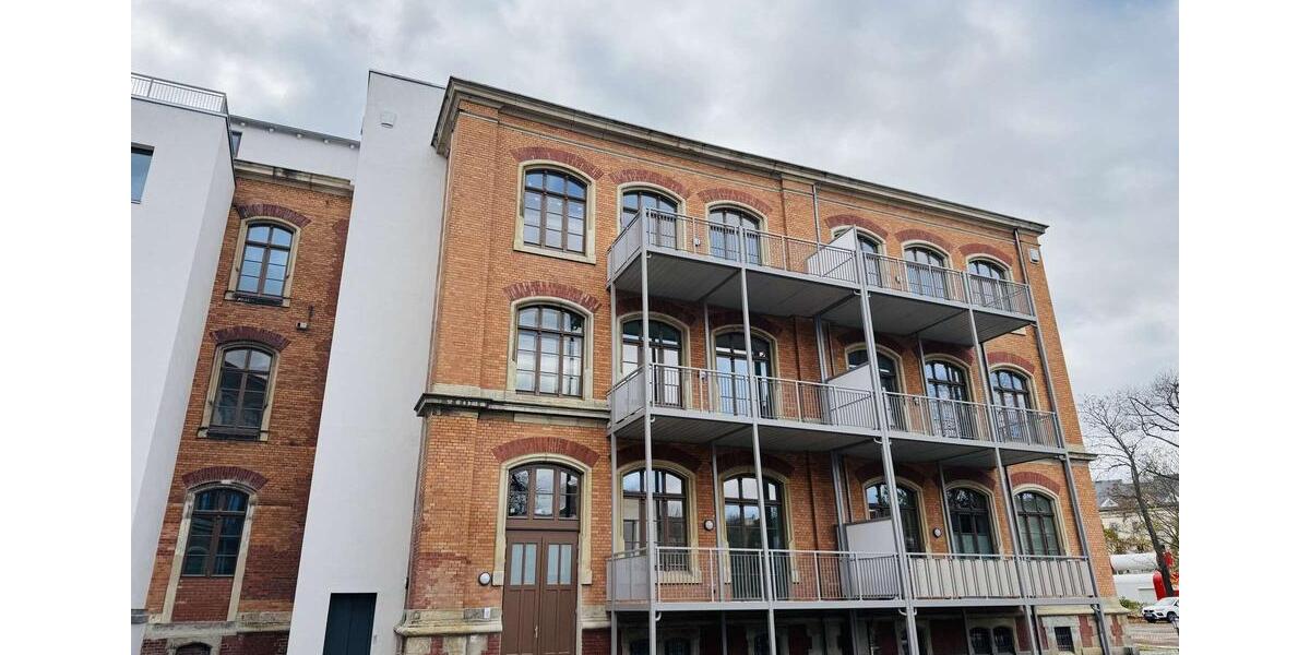 Dachgeschoßwohnung Zwickau - 3 Zimmer, 115 m&sup2;, 954&euro; | Angebot:25808070