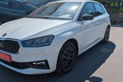 Skoda Fabia 18.228 km 18.890 &euro; Schönheide 08304