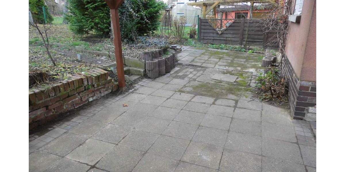 Einfamilienhaus Werdau - 4 Zimmer, 110 m&sup2;, 77.000&euro; | Angebot:25662887