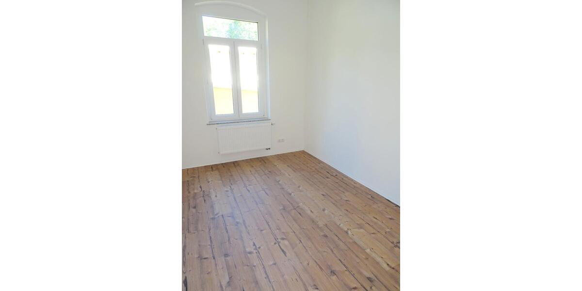 Etagenwohnung Werdau - 3 Zimmer, 90 m&sup2;, 515&euro; | Angebot:25428658