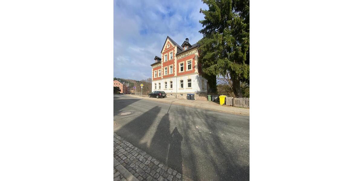 Erdgeschoßwohnung Eibenstock - 4 Zimmer, 95 m&sup2;, 475&euro; | Angebot:25783860